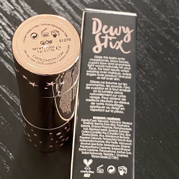 4 brand new makeup combo kit - Picture 7 of 7